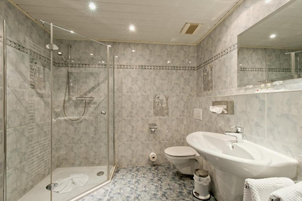 Landhotel Lohmann Langenfeld  Phòng bức ảnh